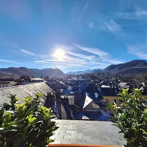 Les Combles De Bagnères-de-Bigorre